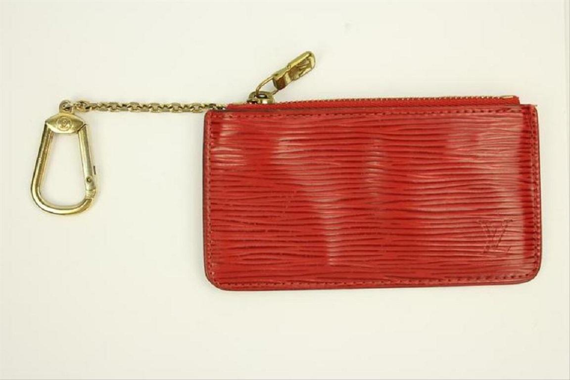 Louis Vuitton Pochette Cles Porte-monnaie en cuir épi rouge avec anneau ELVLM en vente 1