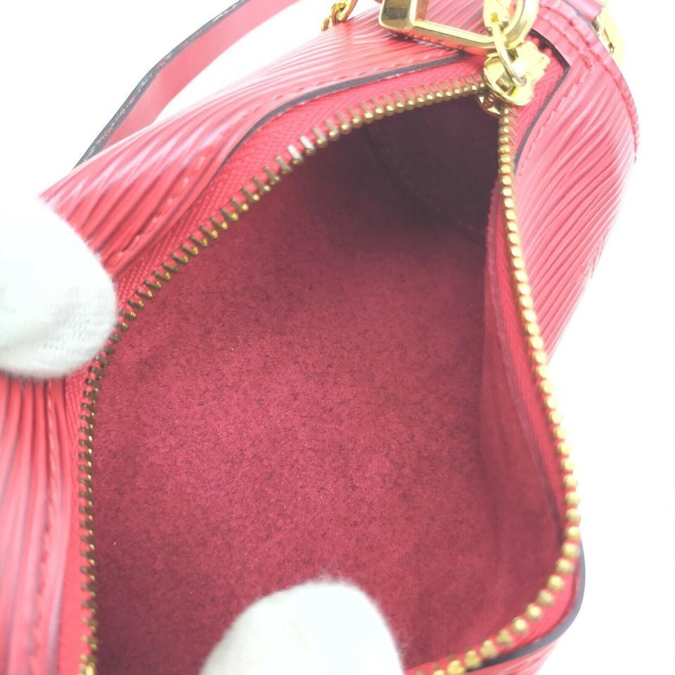 Louis Vuitton Red Epi Leather Mini Soufflot 2way Papillon Wristlet Bag 862500 In Good Condition In Dix hills, NY