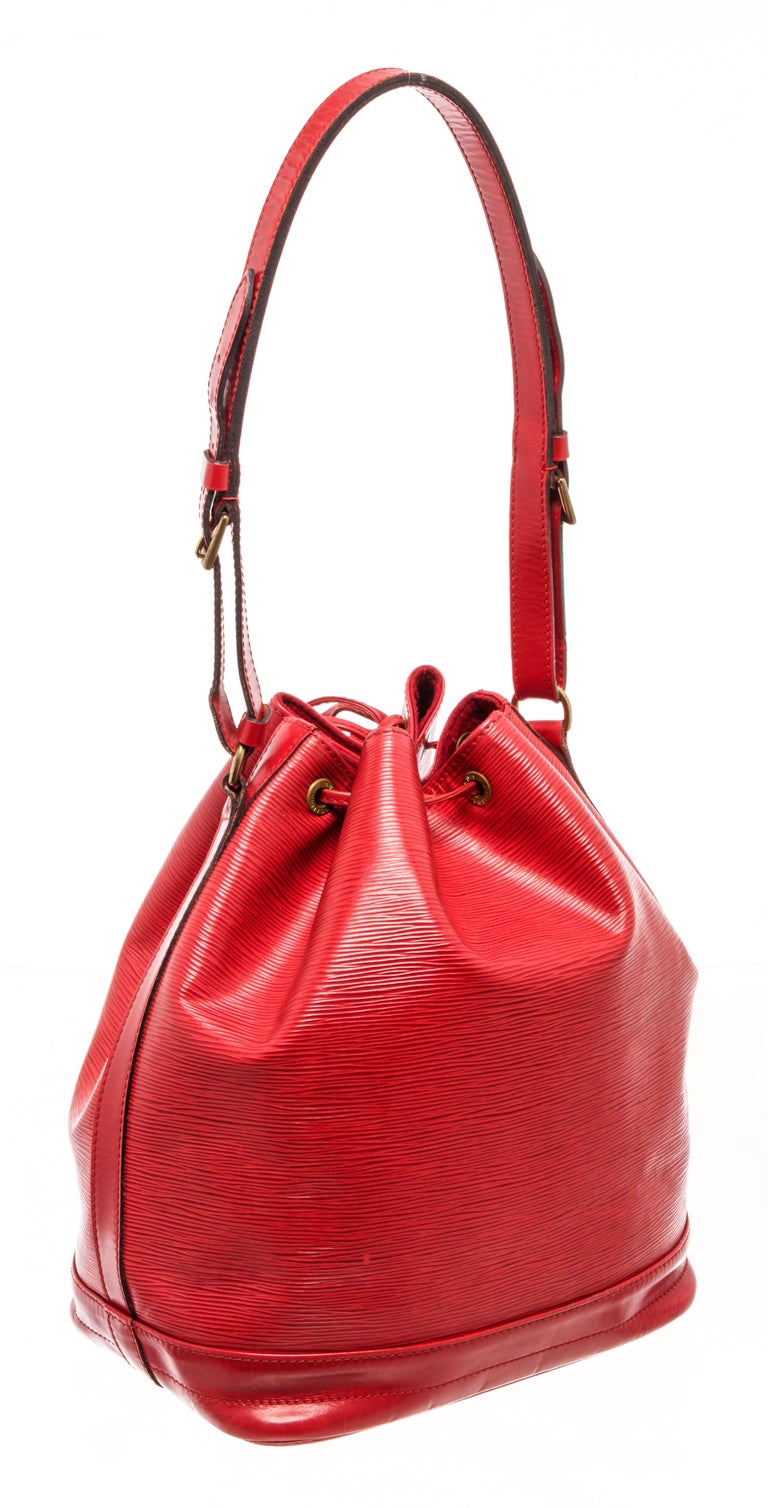 Louis Vuitton Red Epi Leather Noe Shoulder Bag For Sale at 1stDibs