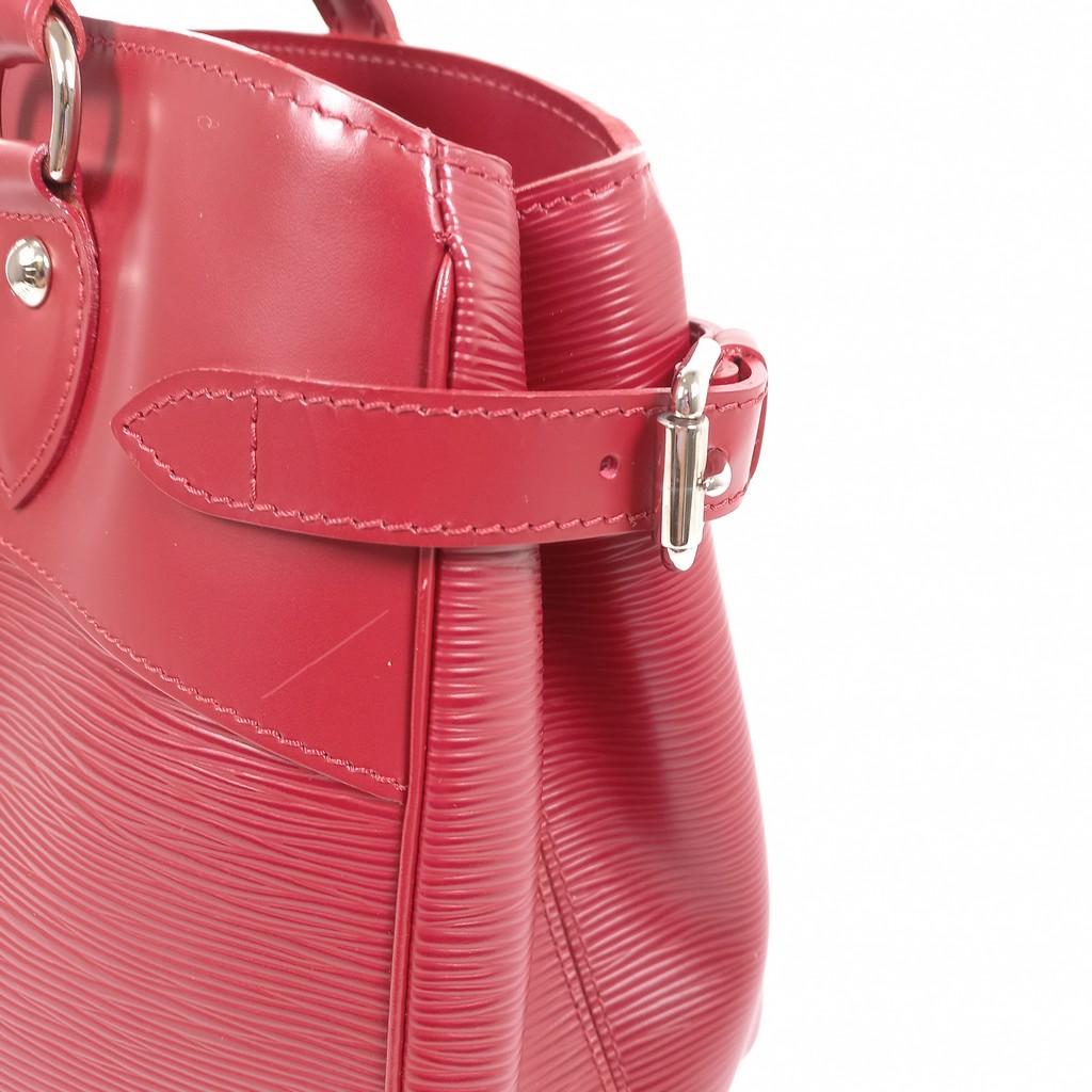 Louis Vuitton Red Epi Leather Passy GM Shoulder Bag 2