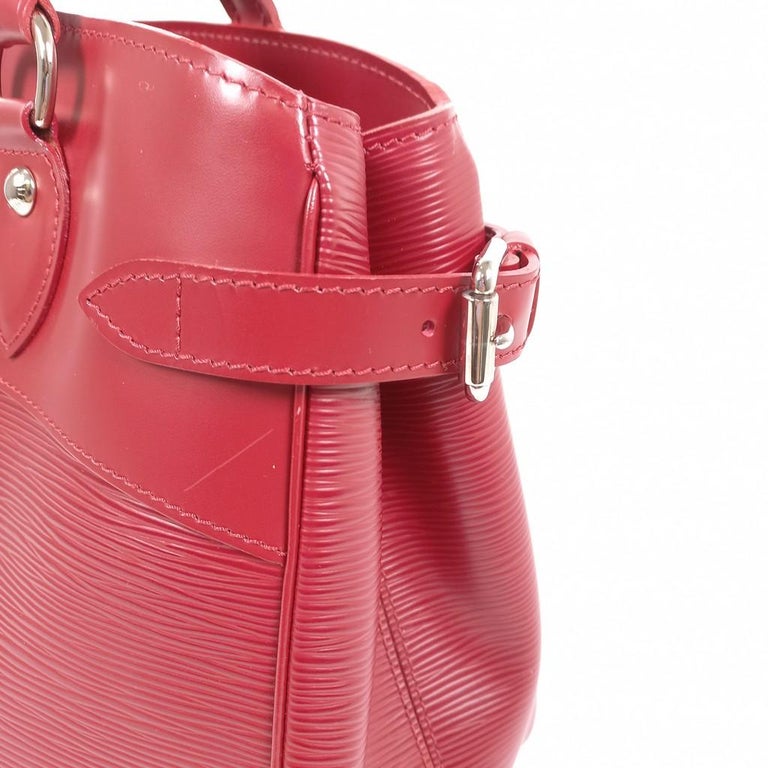 Louis Vuitton Red Epi Leather Passy GM Shoulder Bag at 1stDibs