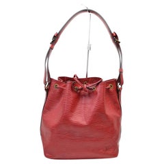 Rote Epi Leder Petit Noe Bucket Hobo-Tasche mit Kordelzug von Louis Vuitton 863204
