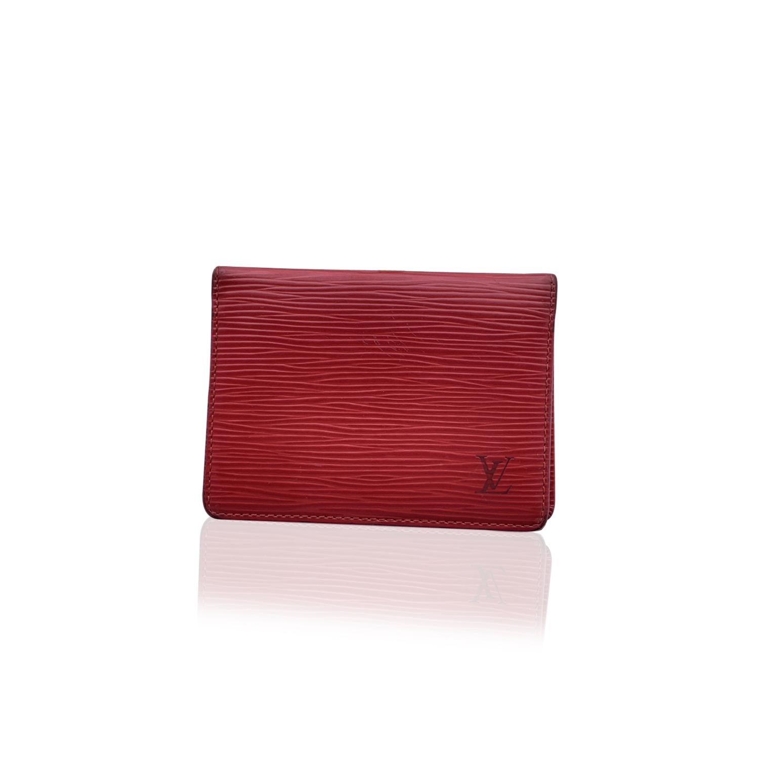 Women's or Men's Louis Vuitton Red Epi Leather Porte 2 Cartes Vertical Card Case