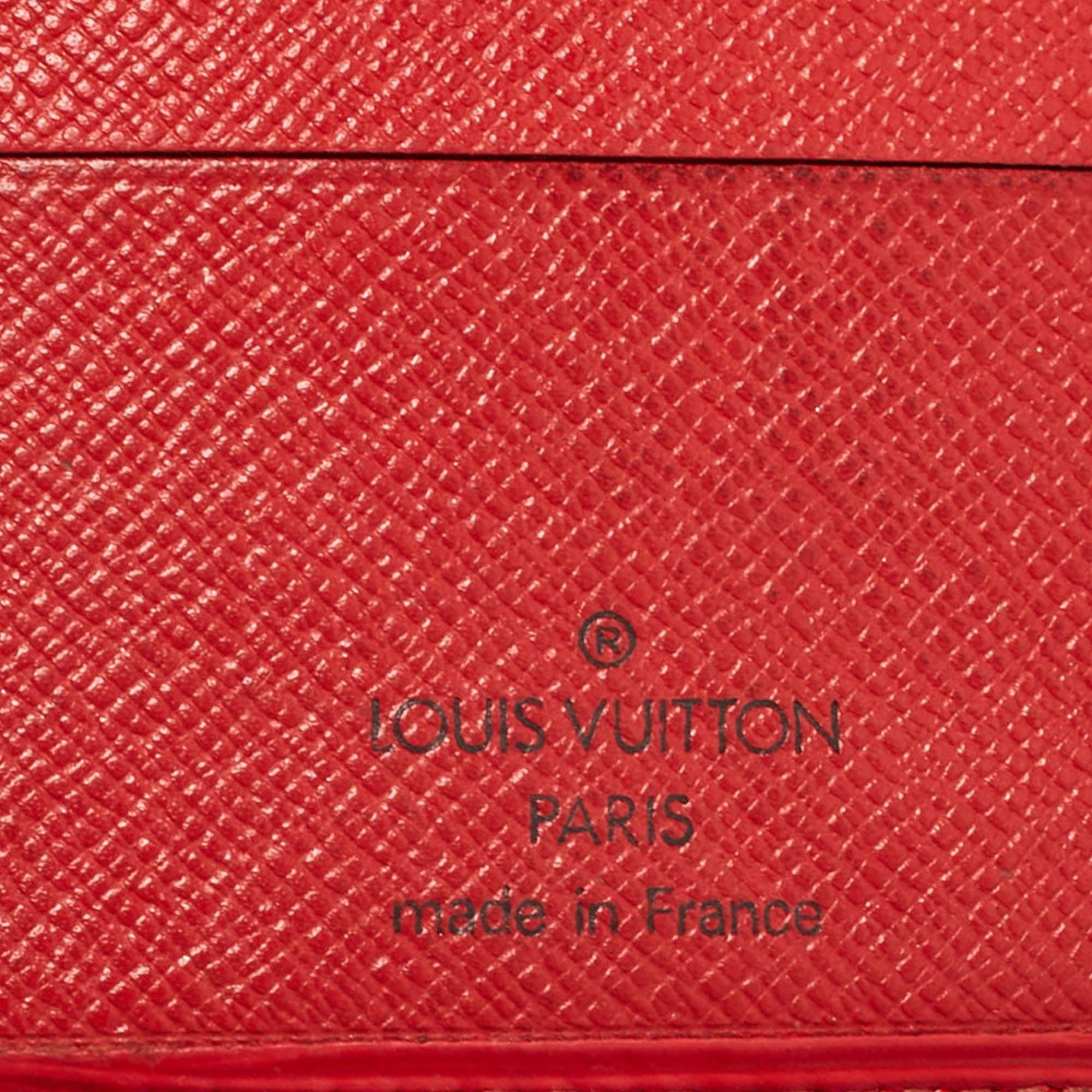 Portafoglio compatto Louis Vuitton in pelle di Epi rosso Porte Billets in vendita 4
