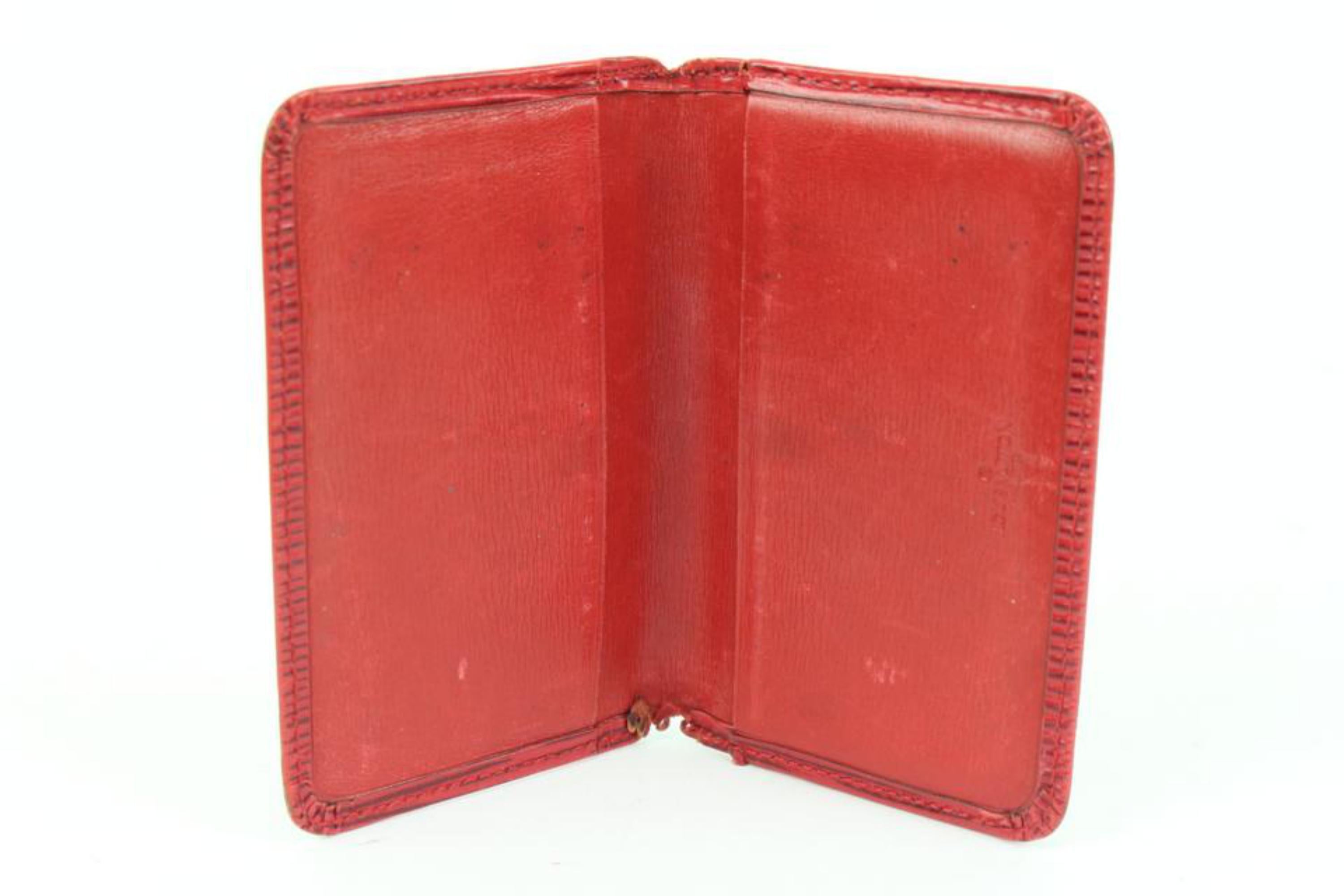 Louis Vuitton Red Epi Leather Porte Cartes Card Holder Wallet Insert s330lv30 In Fair Condition For Sale In Dix hills, NY