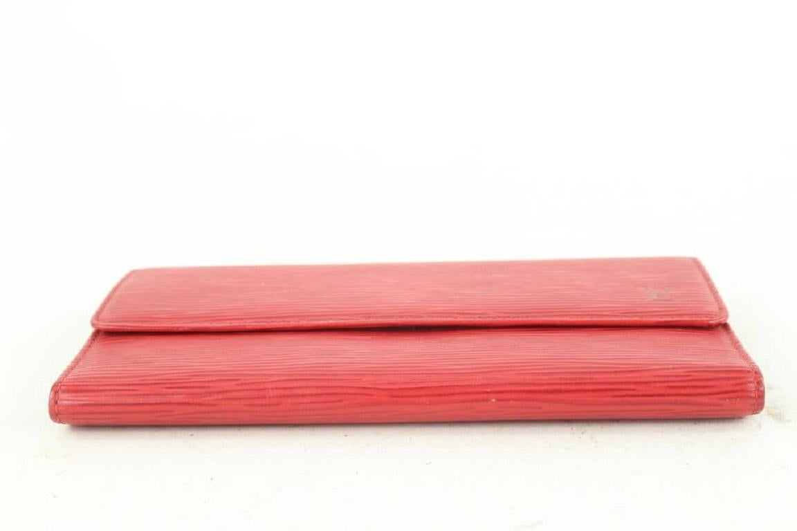 Louis Vuitton Rotes Epi Leder Porte Tresor Dreifach-Länges langes Wallet 721-Regale622 aus Leder, rot 2