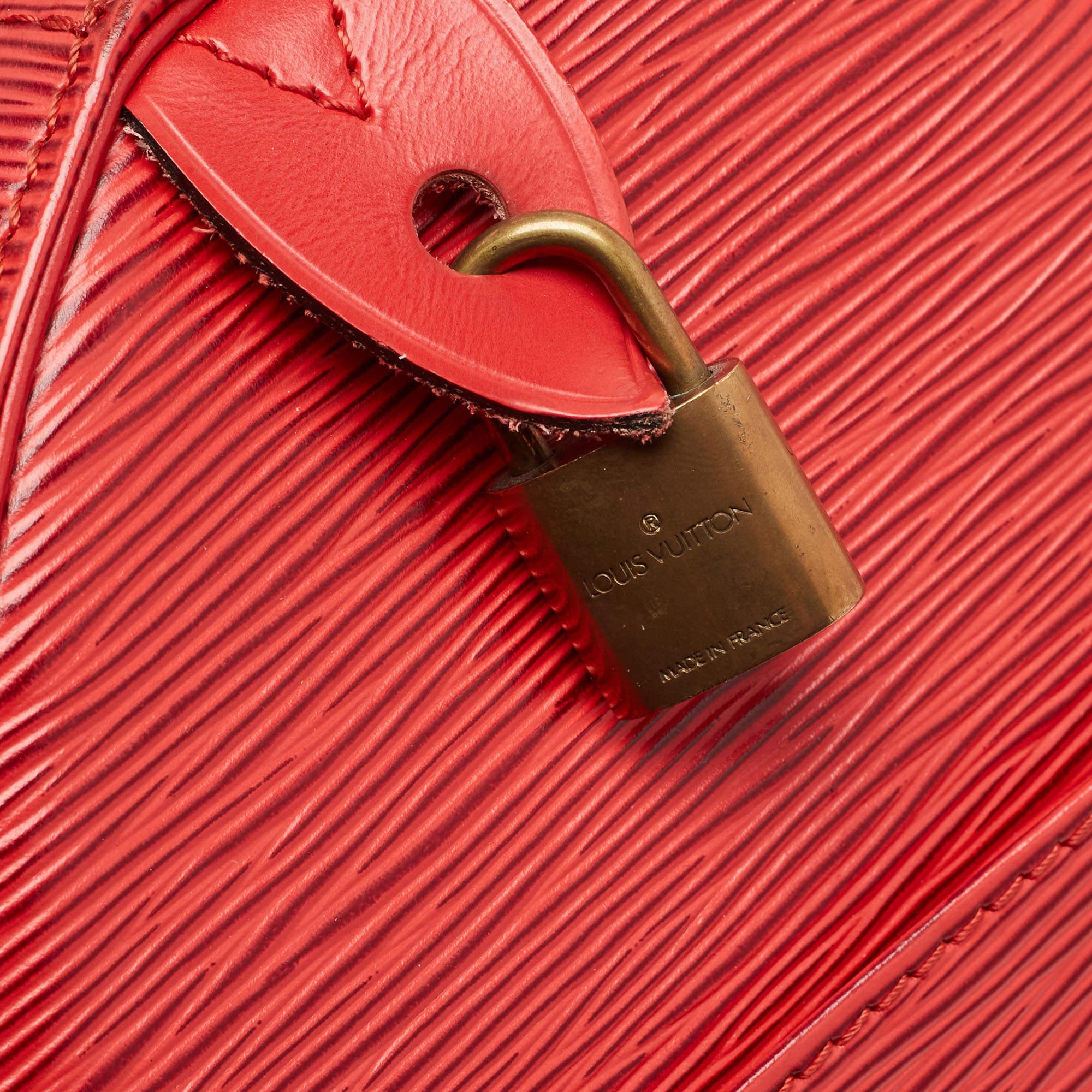 Louis Vuitton Red Epi Leather Speedy 30 Bag In Good Condition In Dubai, Al Qouz 2