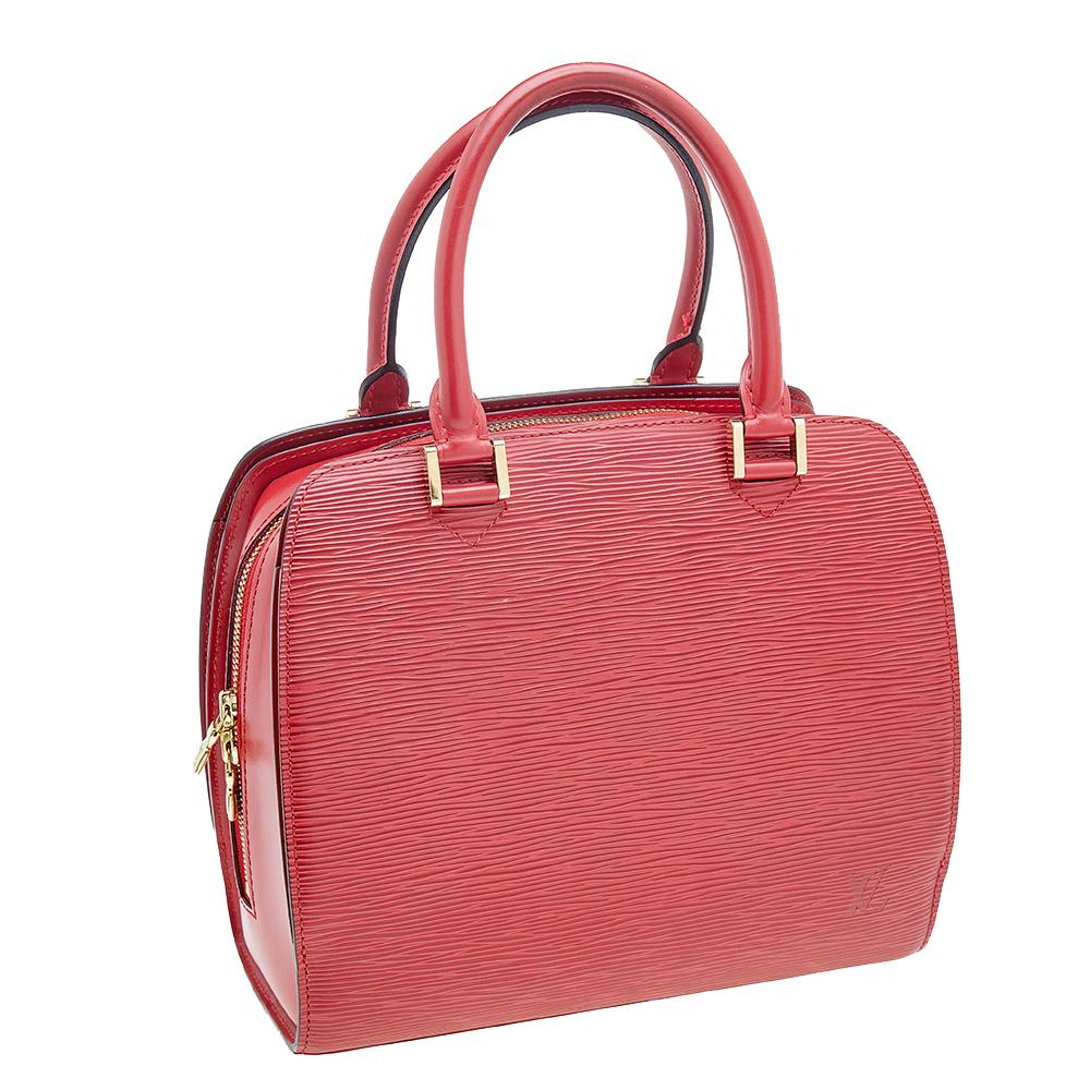 Louis Vuitton Red Epi Leather Vintage Pont Neuf PM Bag In Good Condition In Dubai, Al Qouz 2