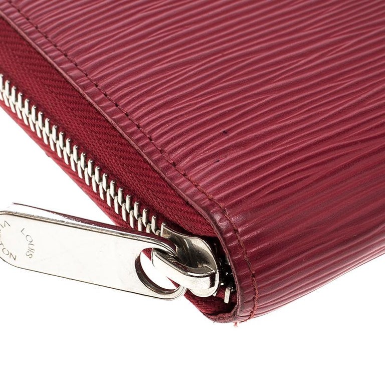 Louis Vuitton Red Epi Leather Zippy Wallet For Sale at 1stDibs
