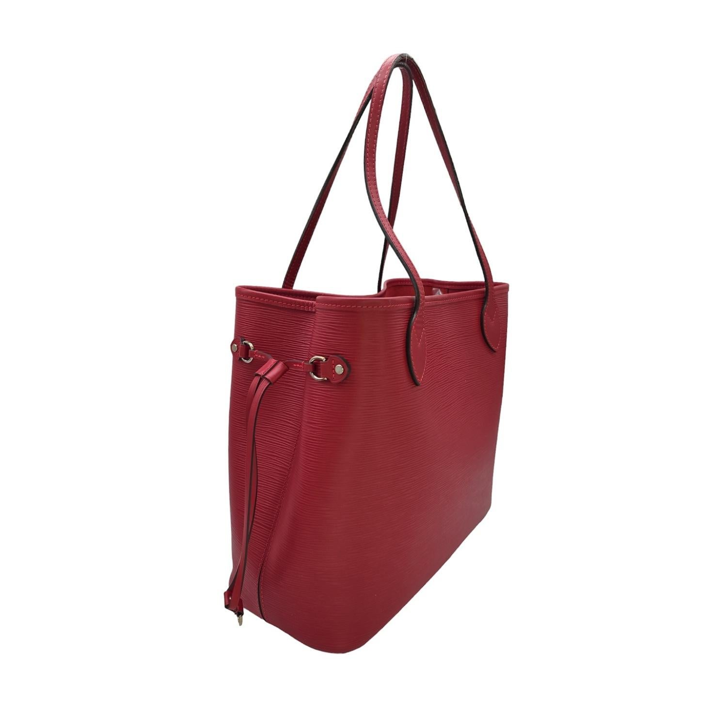 Donna Louis Vuitton Tote EPI Neverfull MM rossa con astuccio in vendita