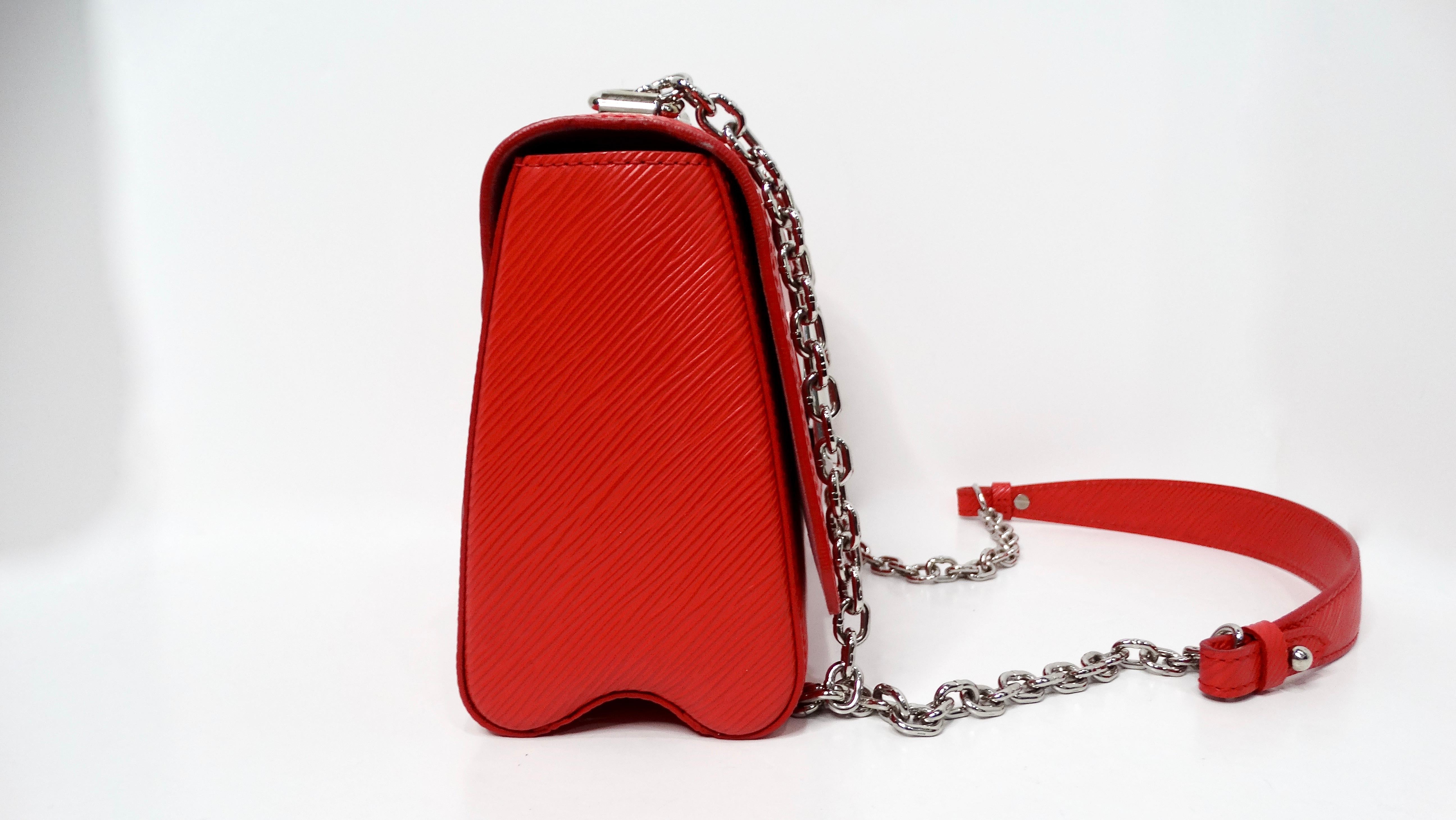 Louis Vuitton Red Epi Twist Shoulder Bag With Silver-Tone Hardware im Zustand „Gut“ im Angebot in Scottsdale, AZ