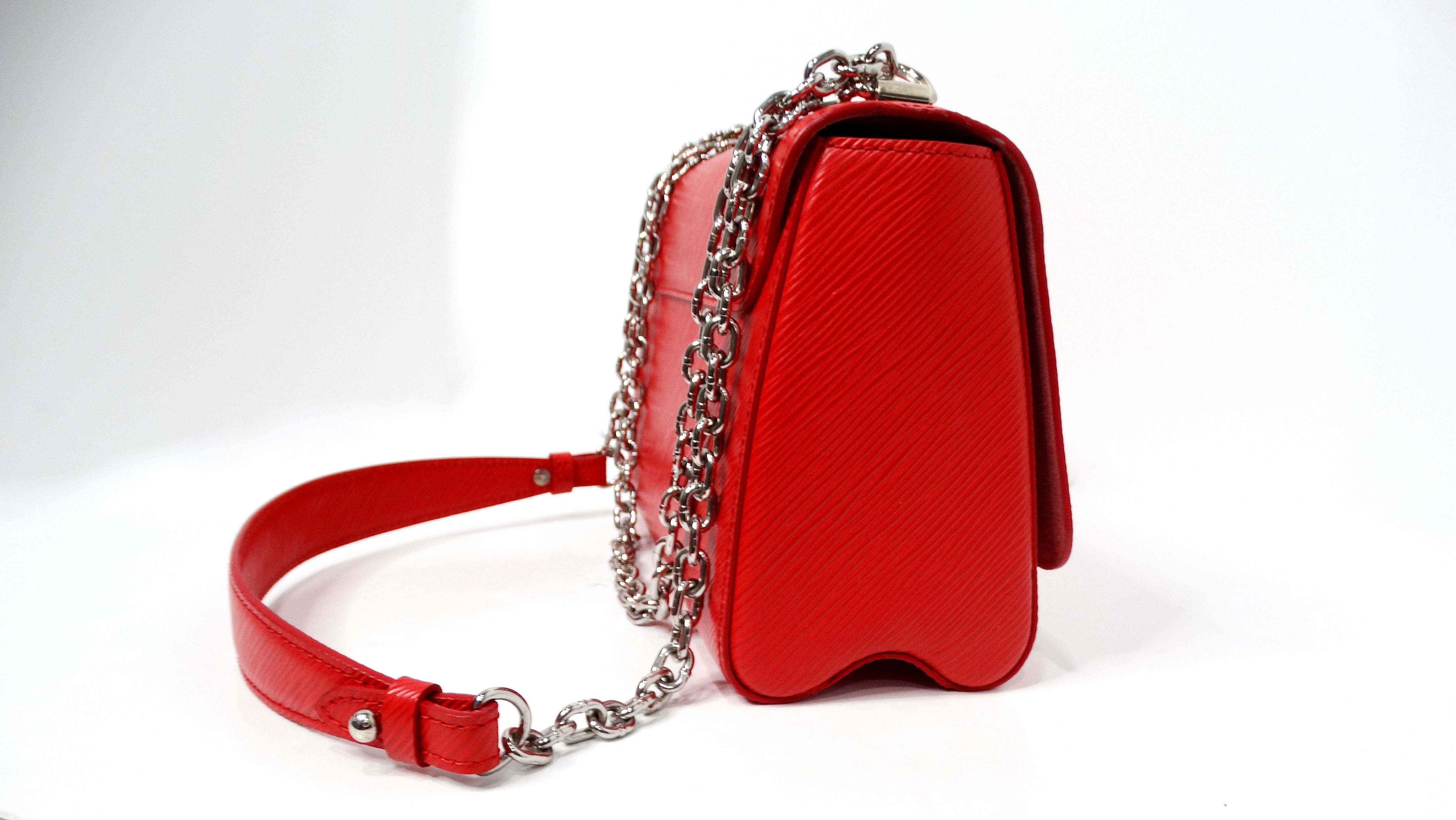 Louis Vuitton Red Epi Twist Shoulder Bag With Silver-Tone Hardware im Angebot 4
