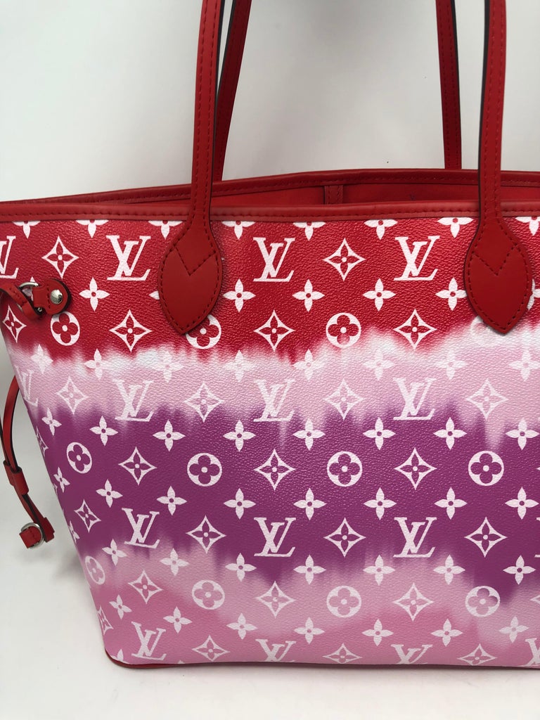 Louis Vuitton Red Escale Neverfull 8