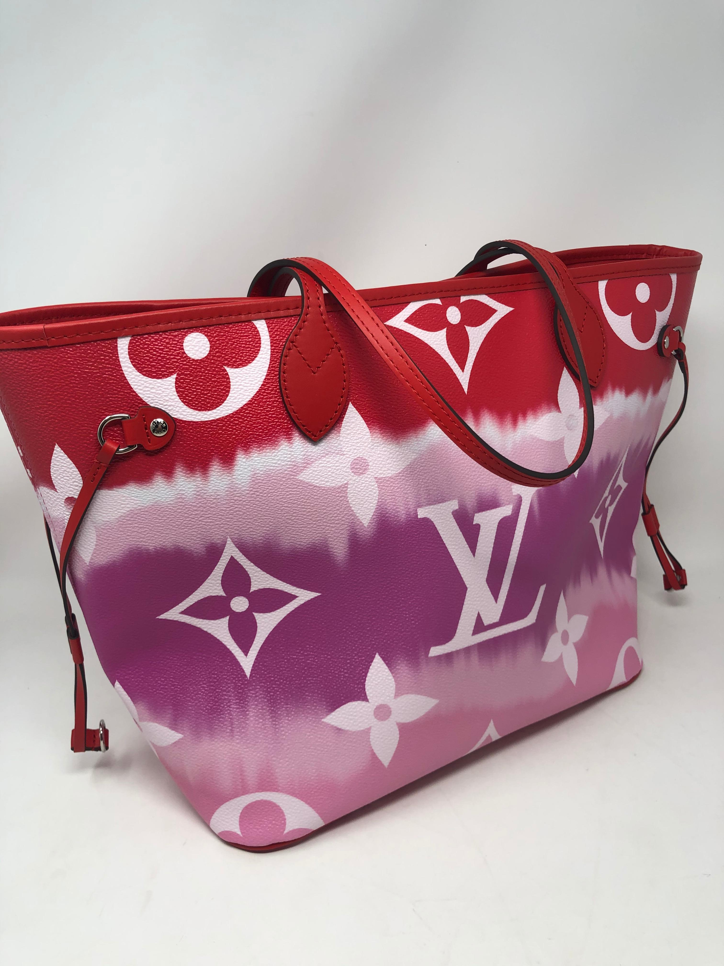 Louis Vuitton Red Escale Neverfull 7