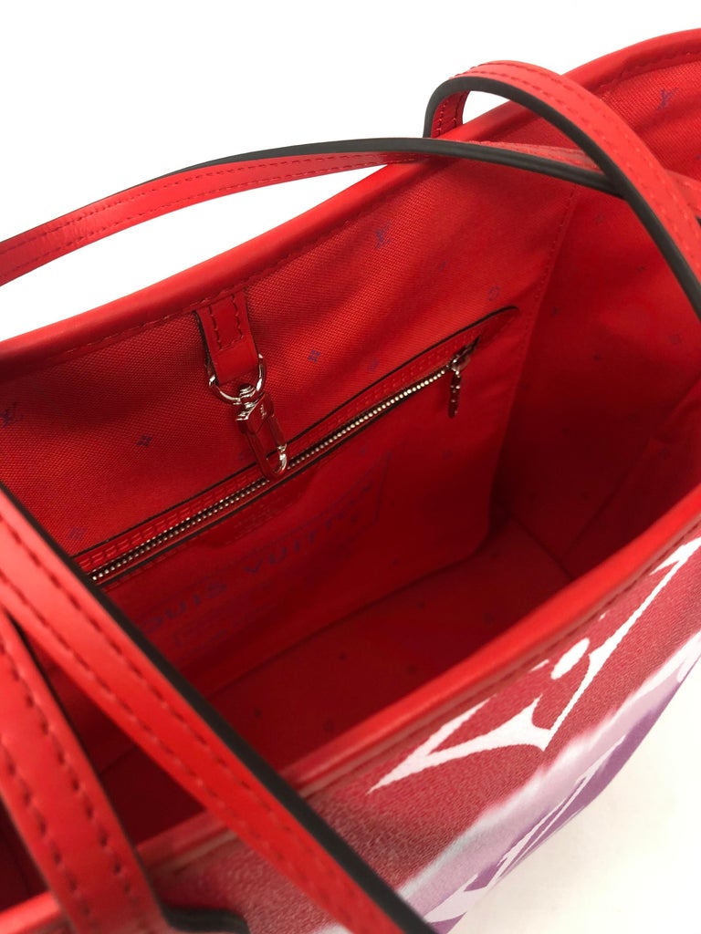 Louis Vuitton Red Escale Neverfull In New Condition In Athens, GA