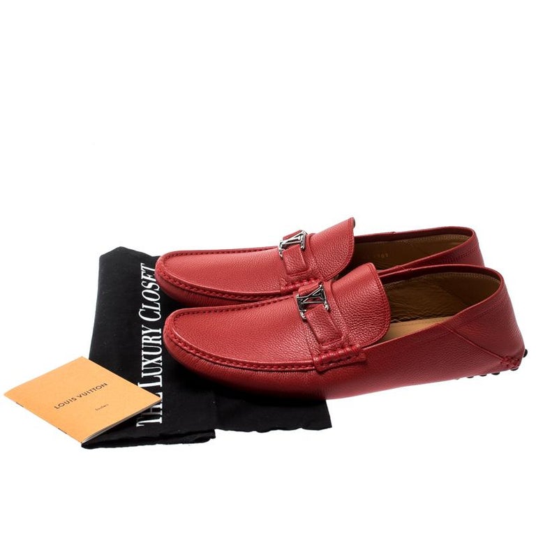 Louis Vuitton Red Grained Leather Hockenheim Loafers Size 43 For Sale at 1stdibs