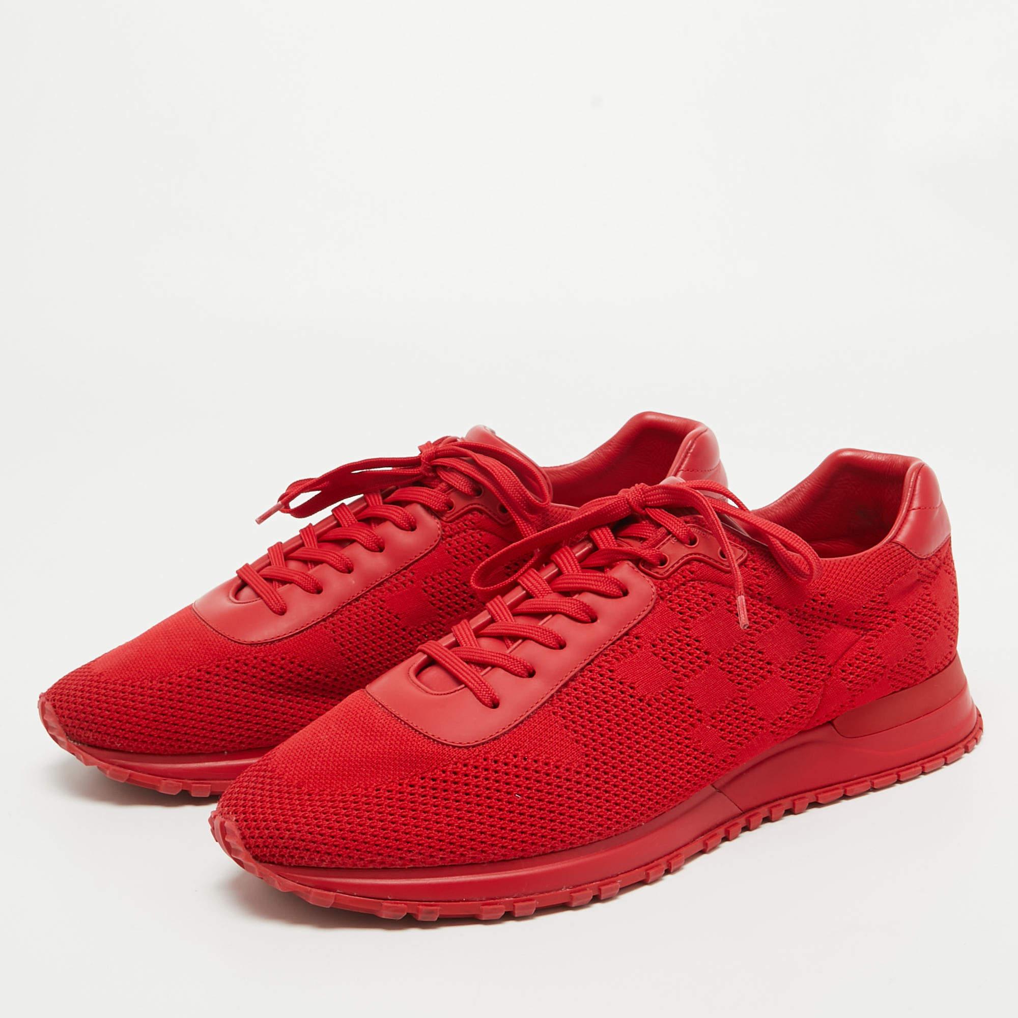 Louis Vuitton Red Leather and Mesh Runaway Damier Sneakers Size 43 For Sale 3