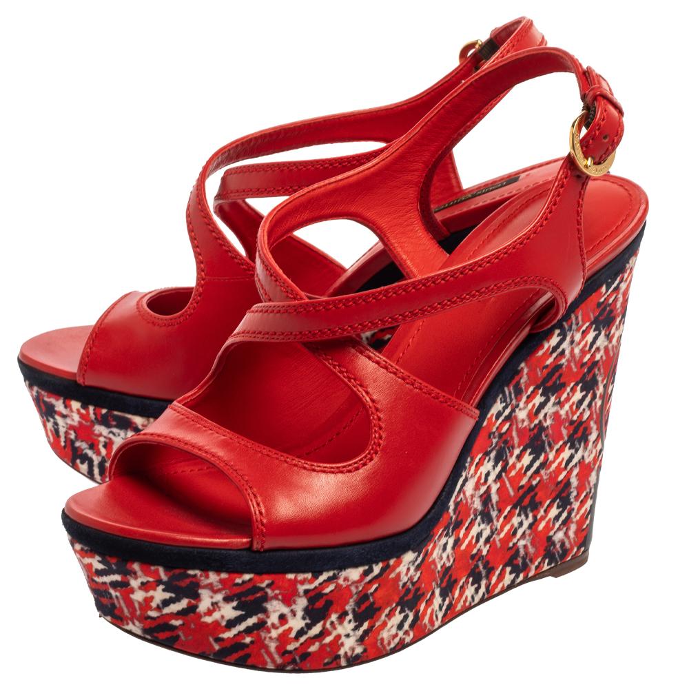 Louis Vuitton Red Leather And Multicolor Wedge Slingback Sandals Size 39 In Good Condition In Dubai, Al Qouz 2
