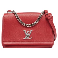 Louis Vuitton - Sac Lockme en cuir rouge