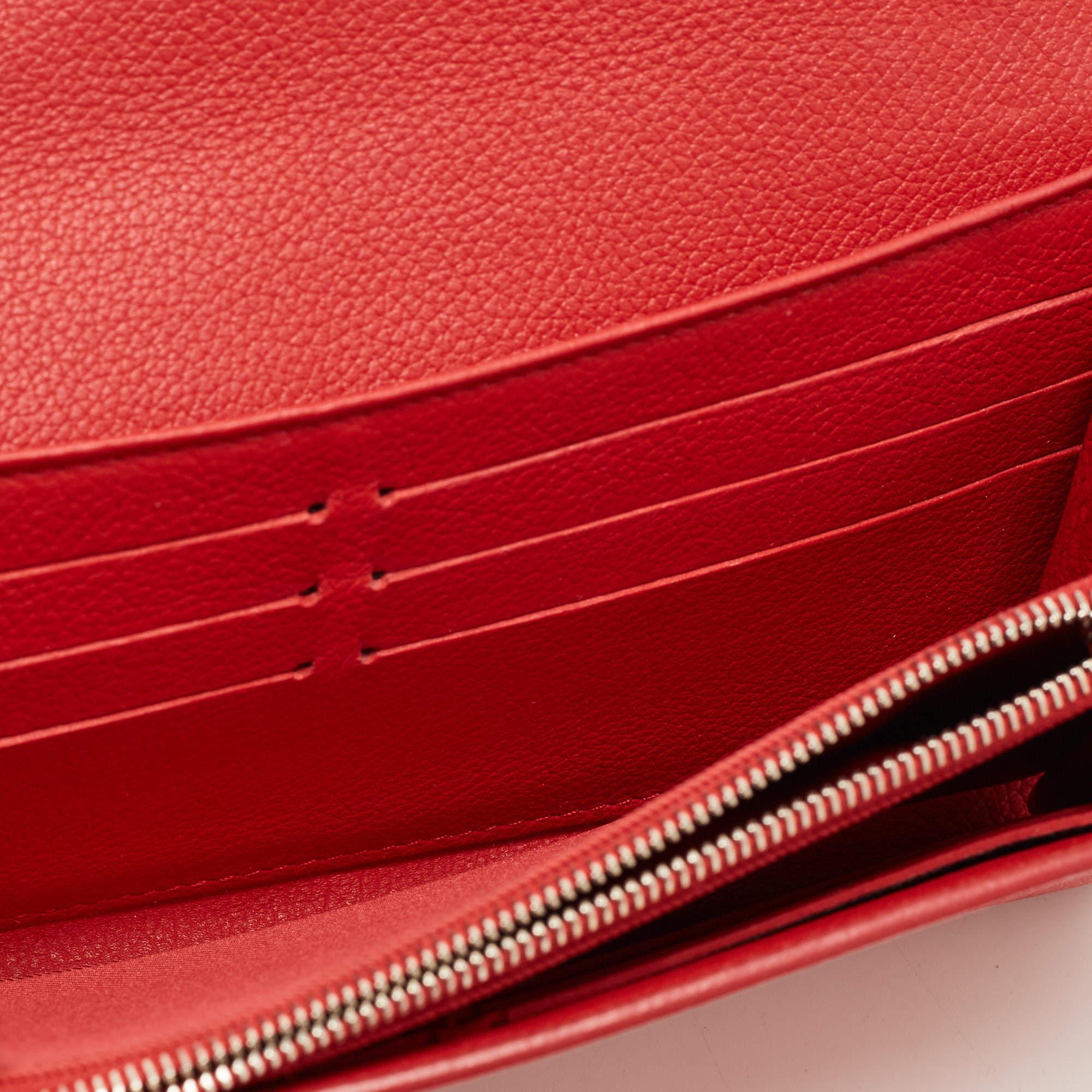 Portemonnaie aus rotem Leder von Louis Vuitton Lockme II im Angebot 5