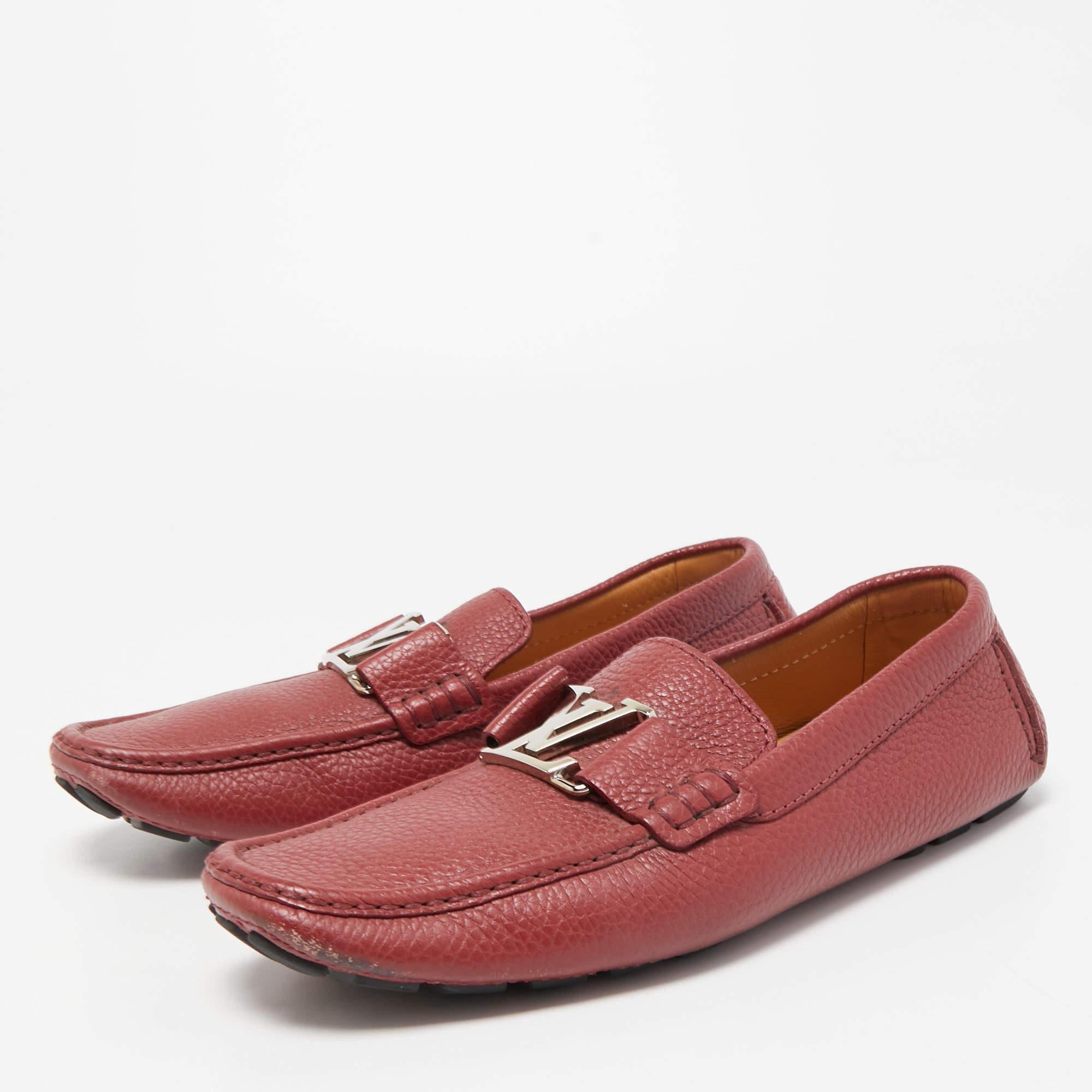 Louis Vuitton Red Leather Monte Carlo Loafers Size 40.5 In Good Condition In Dubai, Al Qouz 2
