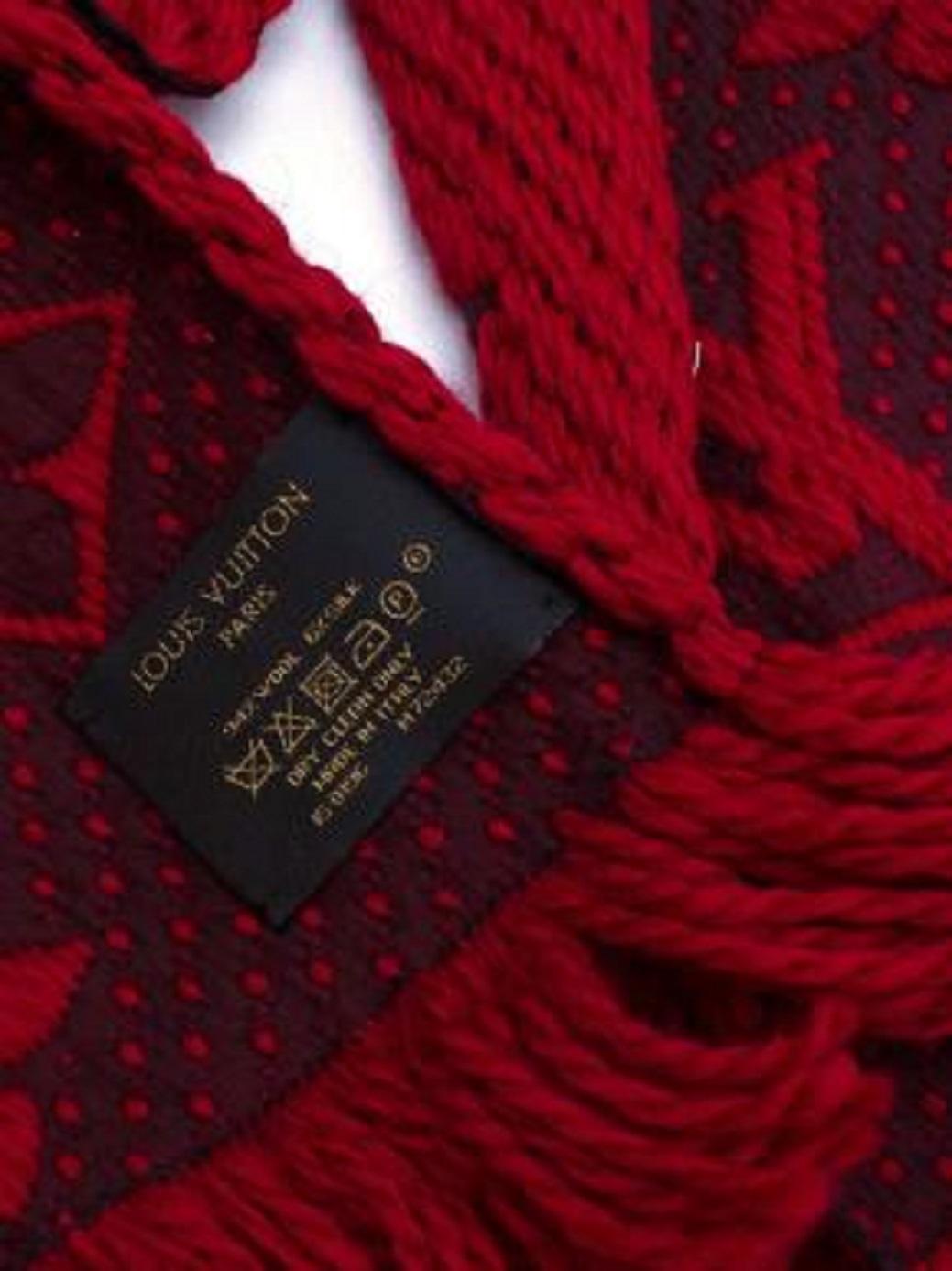 Louis Vuitton Red Logomania Shine Shawl For Sale 2