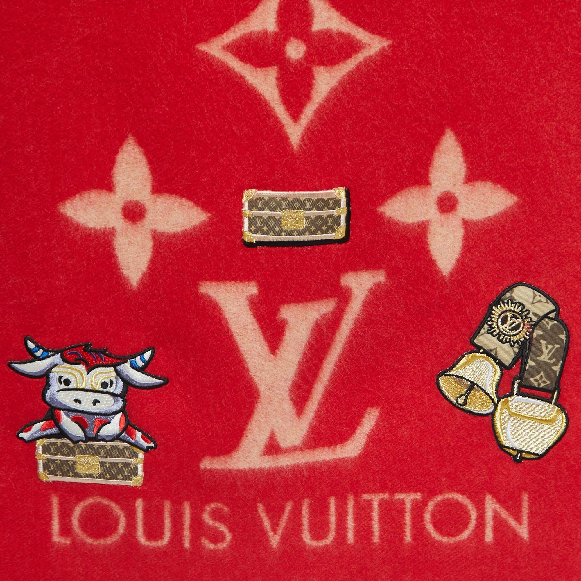 Women's Louis Vuitton Red Monogram Cashmere Rodeo Reykjavik Scarf For Sale