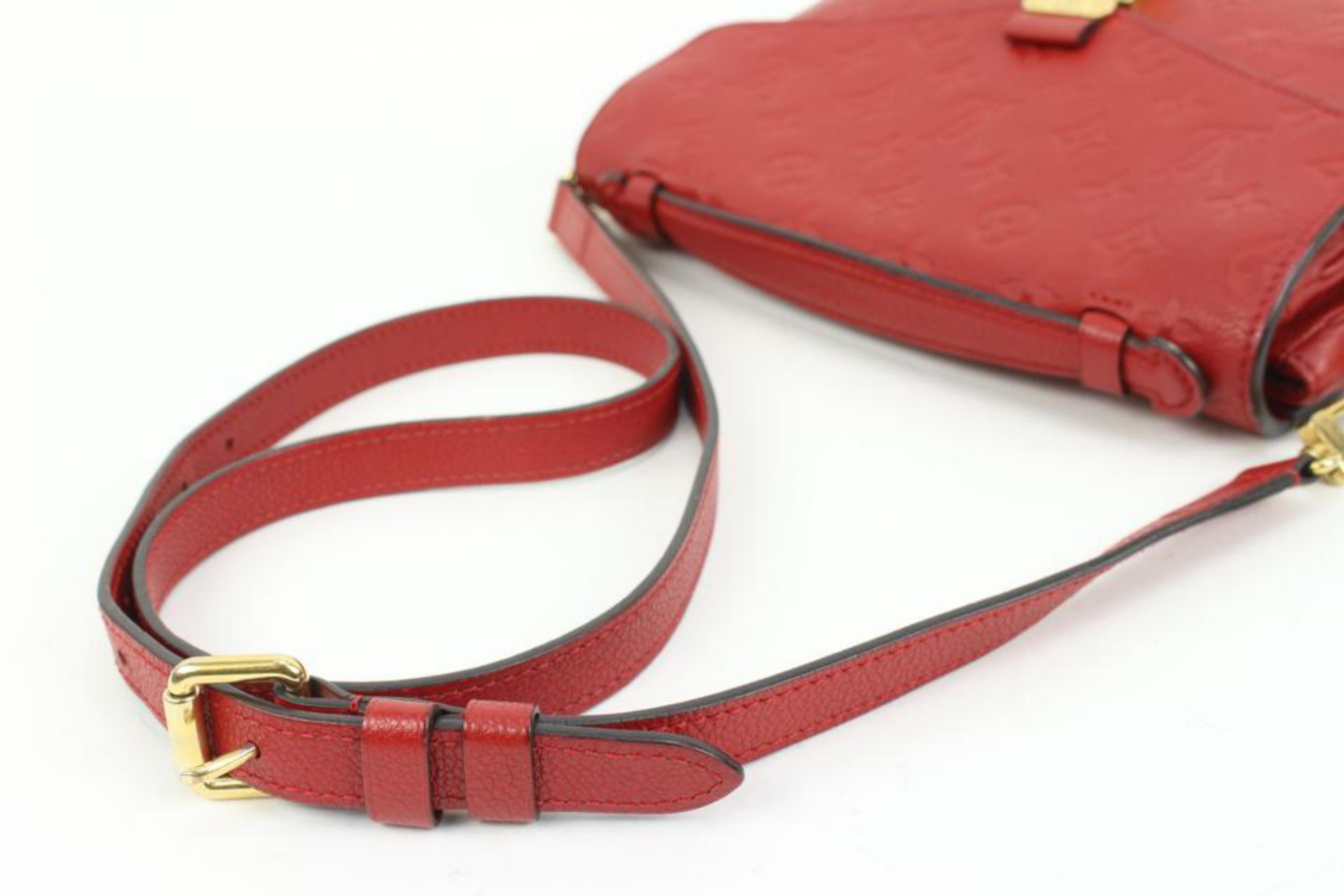 Louis Vuitton Red Monogram Leather Empreinte Pochette Metis Crossbody Bag 41lk78 In Good Condition For Sale In Dix hills, NY