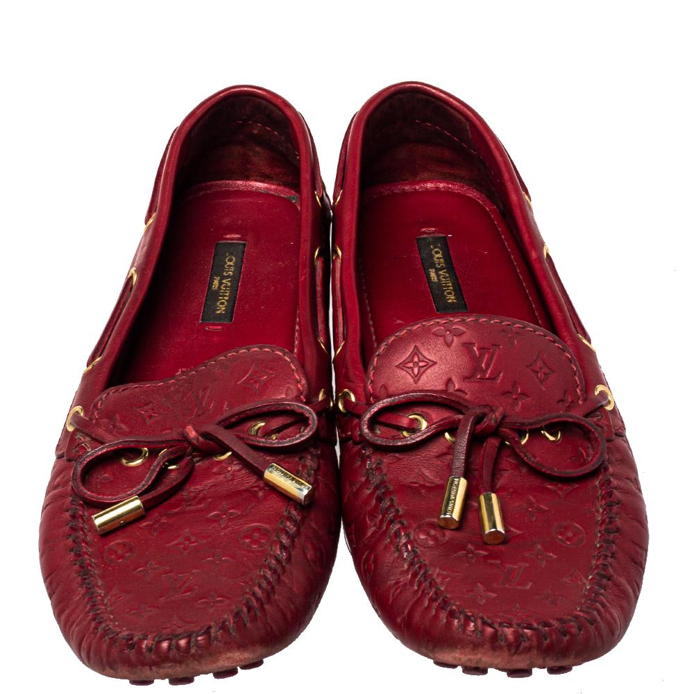 Louis Vuitton Red Monogram Leather Gloria Slip On Loafers Size 38 In Good Condition In Dubai, Al Qouz 2