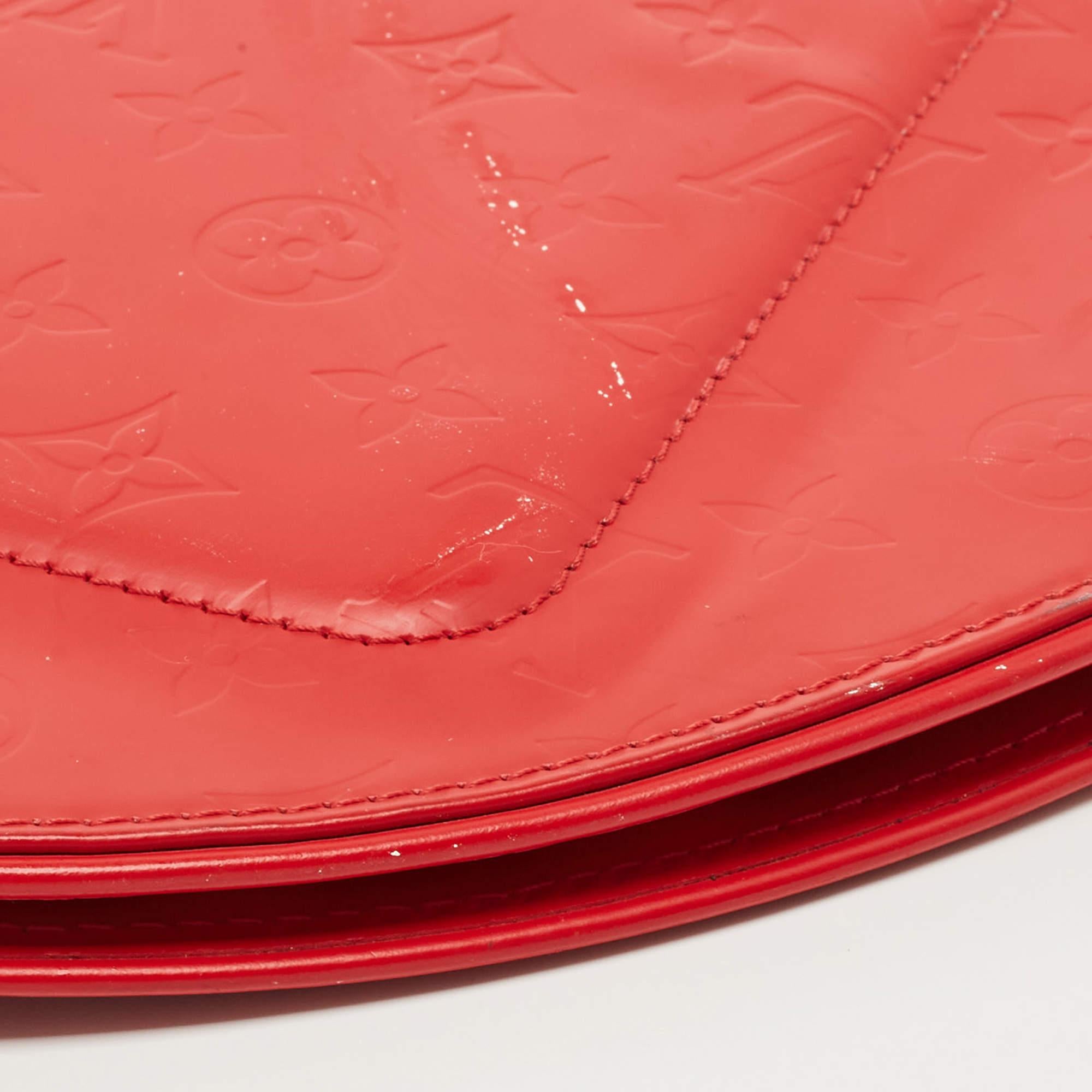 Louis Vuitton Red Monogram Mat Leather Op Art Round Bag In Good Condition In Dubai, Al Qouz 2