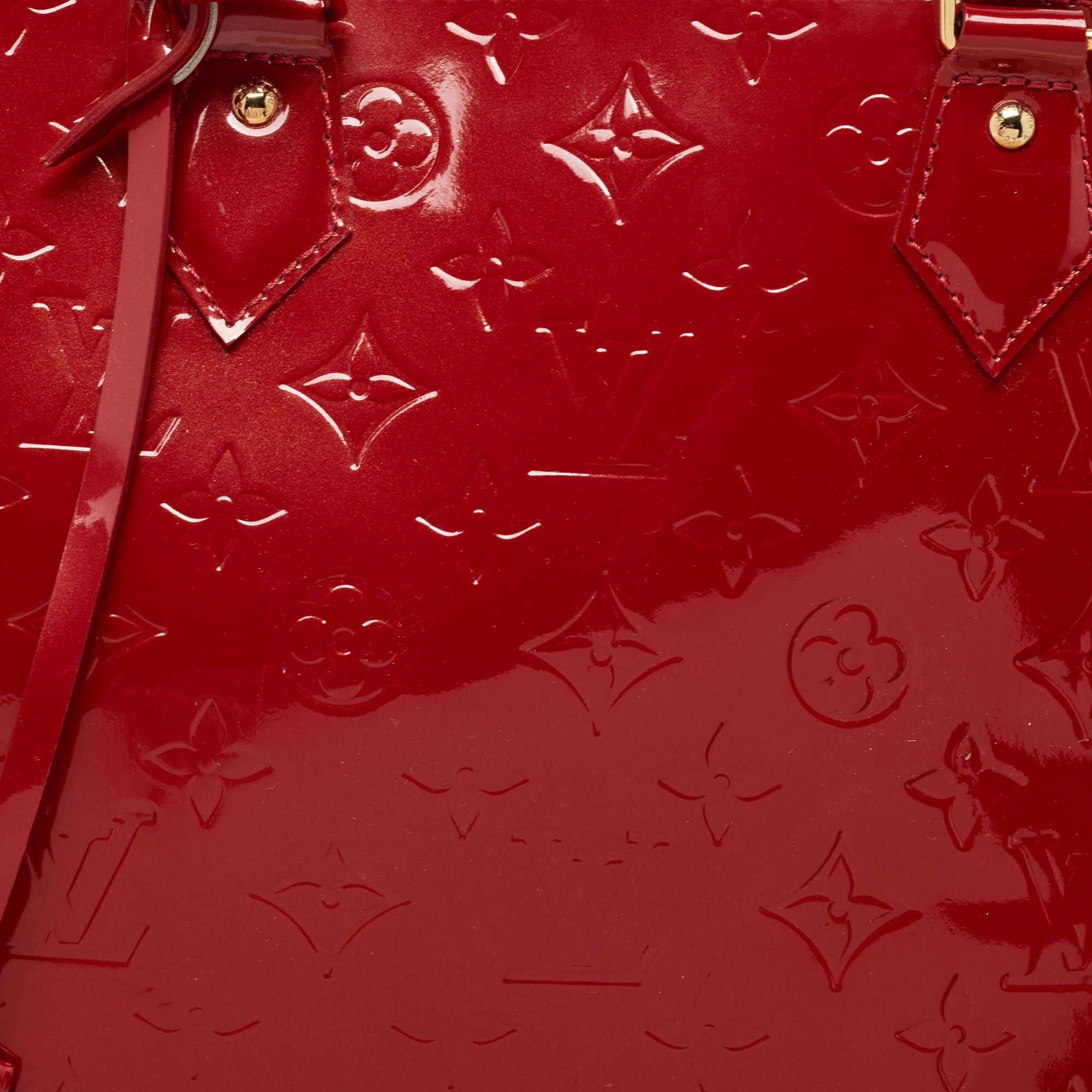 Louis Vuitton Rouge Monogramme Vernis Alma GM en vente 9