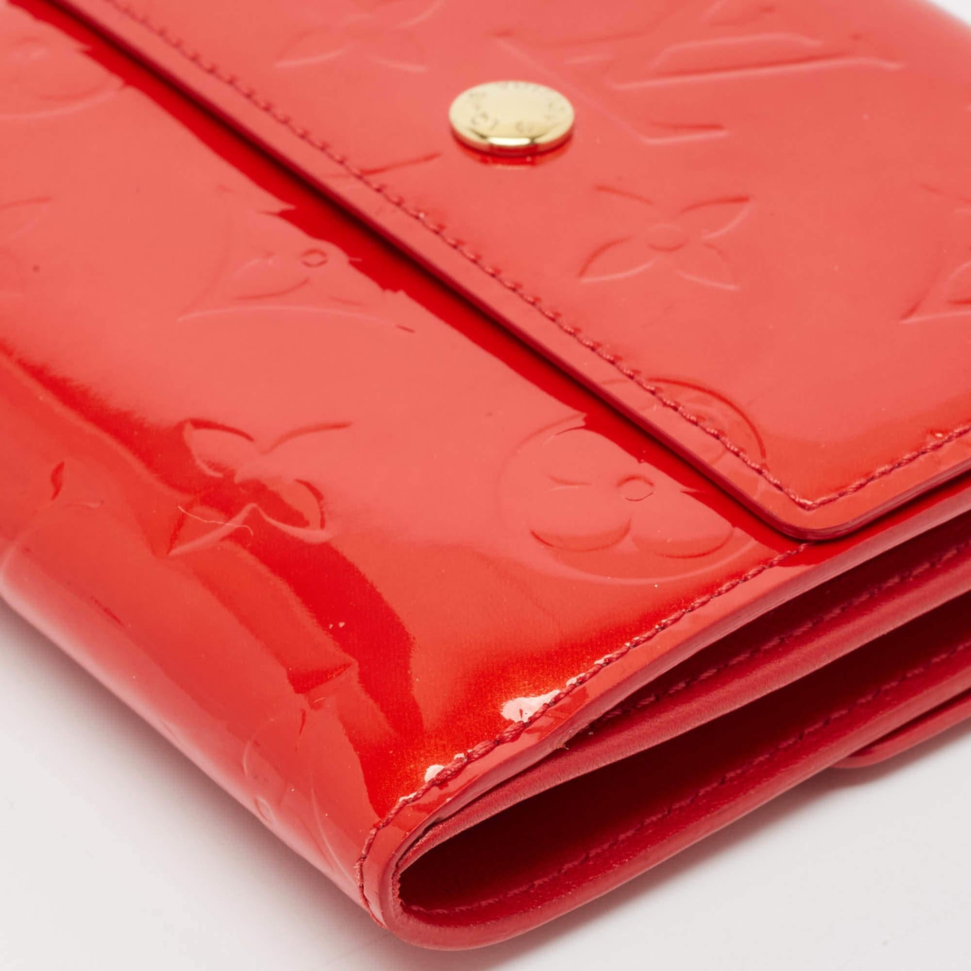 Louis Vuitton Red Monogram Vernis Elise Wallet 5