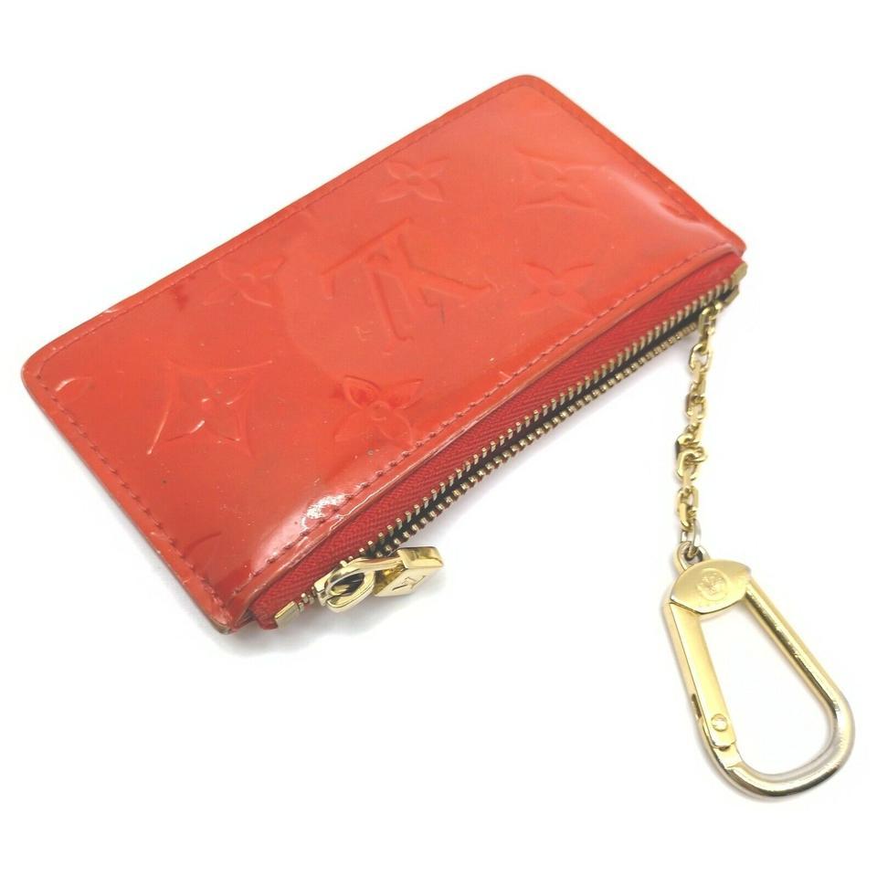 Louis Vuitton Red Monogram Vernis Key Pochette Cles Keychain 862080 For Sale 5