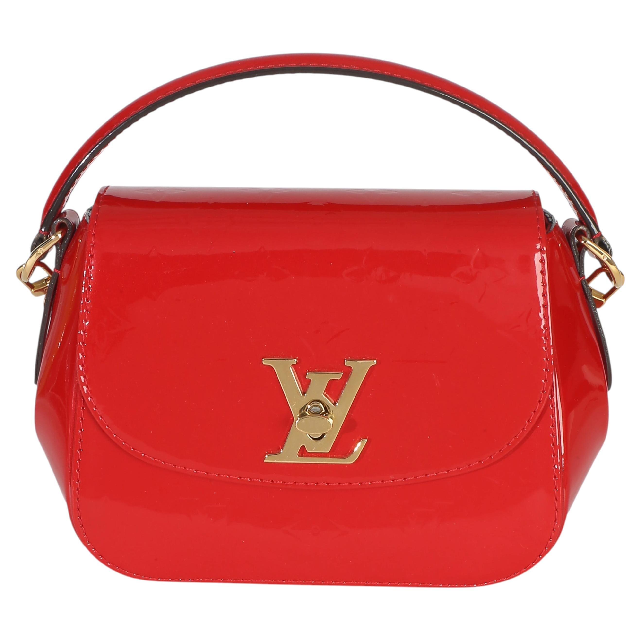 Sac à bandoulière Louis Vuitton Red Monogram Vernis Pasadena en vente