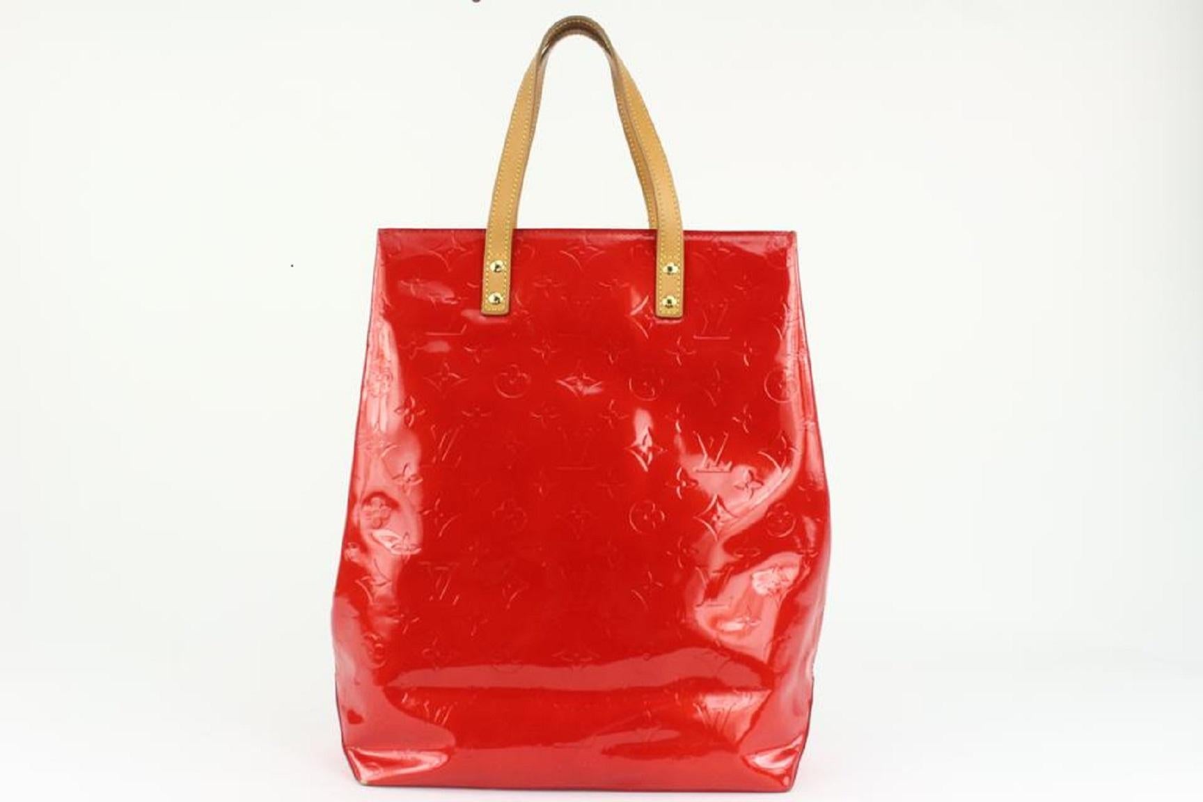 Women's Louis Vuitton Red Monogram Vernis Reade MM Tote Bag 4LV106