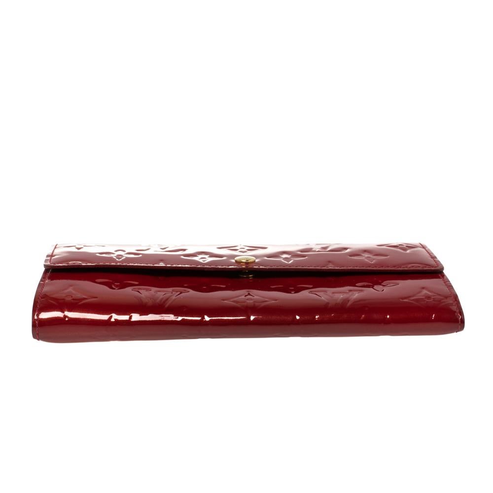 lv sarah wallet red