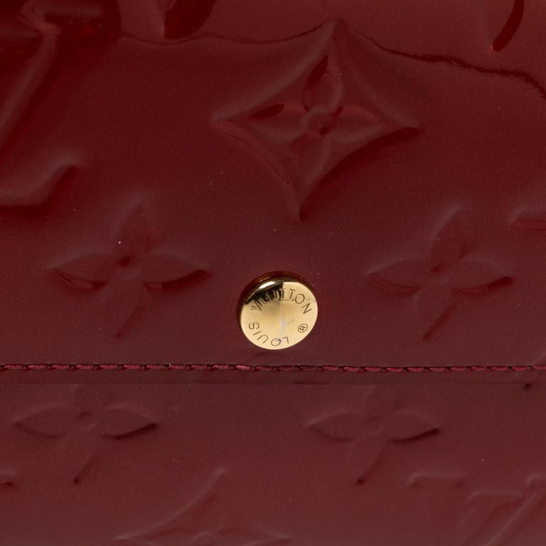 Louis Vuitton Red Monogram Vernis Sarah Wallet 5