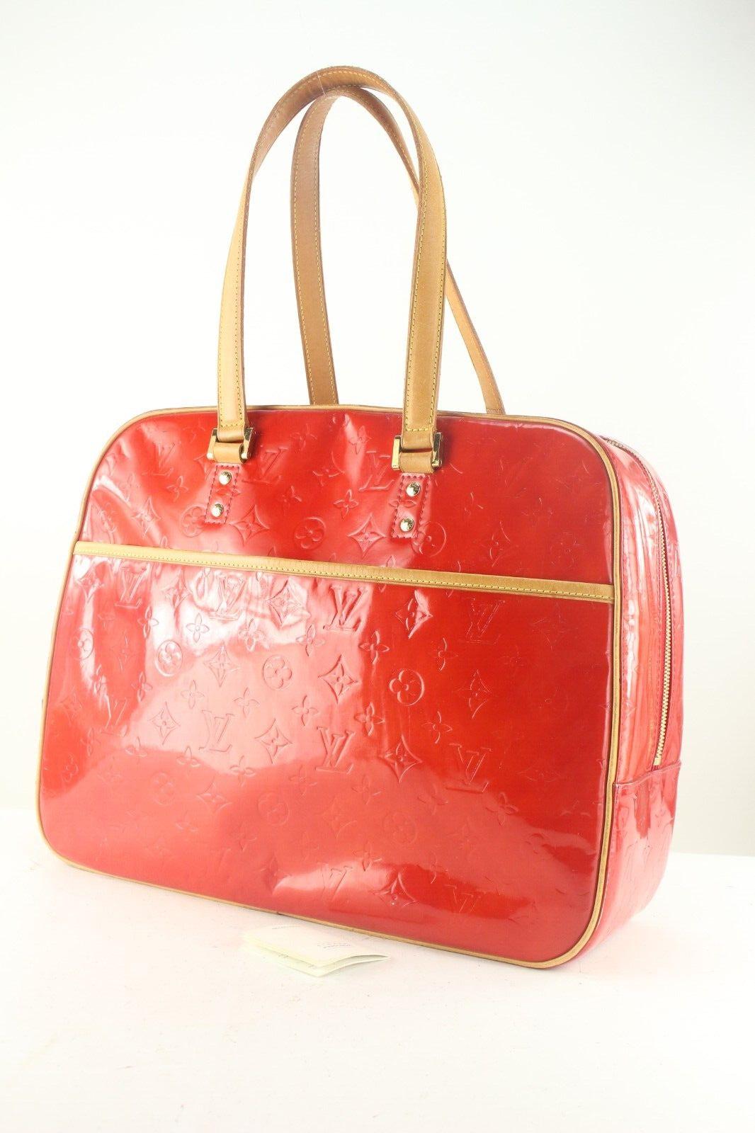 Louis Vuitton Red Monogram Vernis Sutton Travel Shoulder bag 3LVS921K For Sale 7