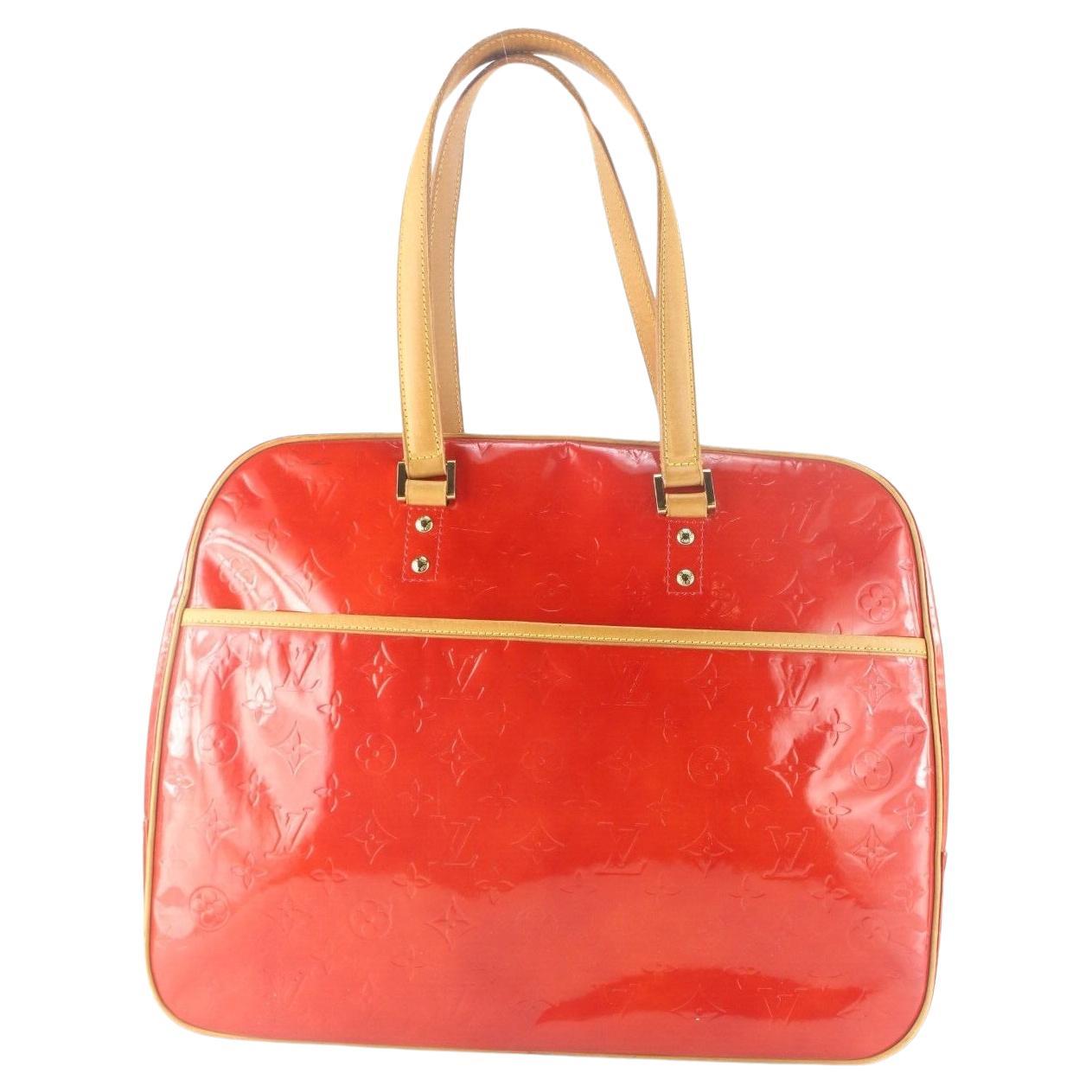 Louis Vuitton Red Monogram Vernis Sutton Travel Shoulder bag 3LVS921K For Sale