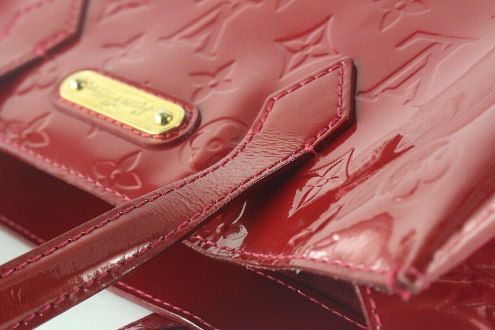Louis Vuitton Red Monogram Vernis Wilshire PM Tote 9LVS926K For Sale 1