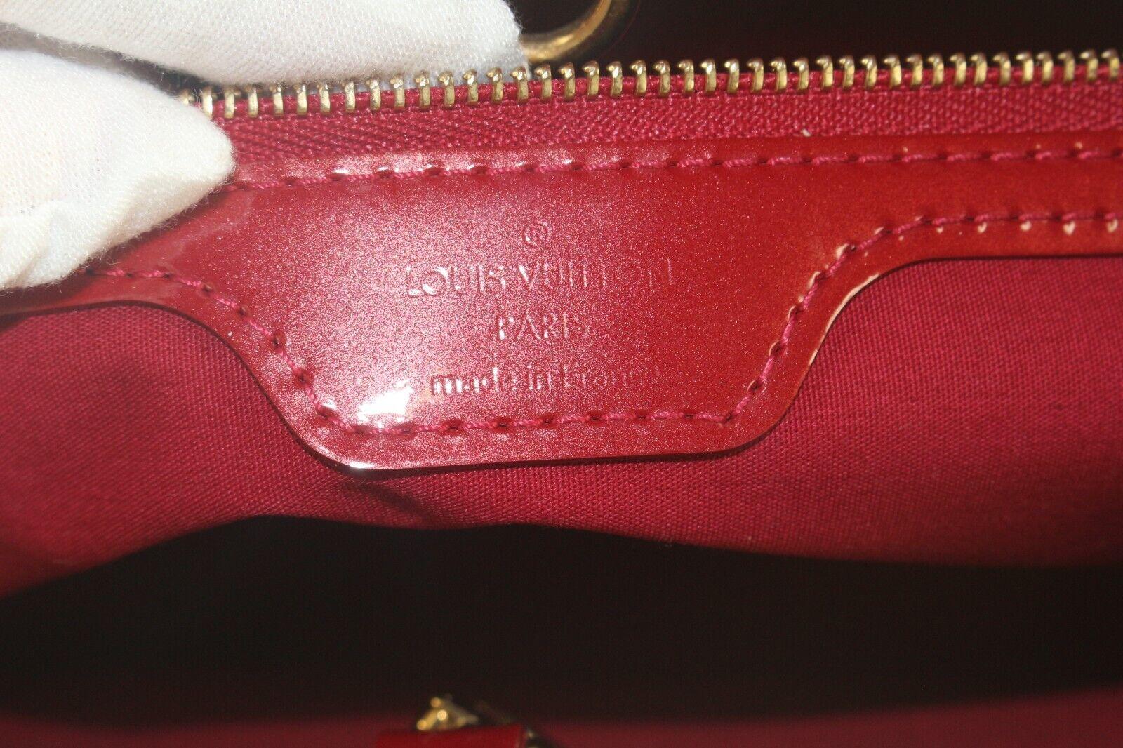 Louis Vuitton Red Monogram Vernis Wilshire PM Tote 9LVS926K For Sale 4
