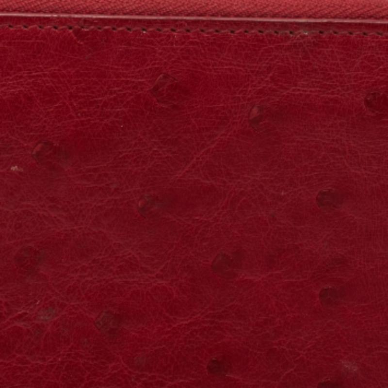 Louis Vuitton Rote Strauß Zippy Geldbörse im Angebot 1