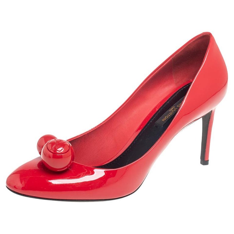Louis Vuitton Red Patent Leather Betty Pumps Size 37 For Sale