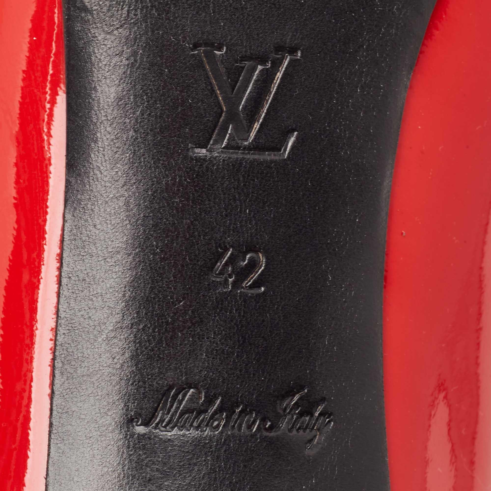 Louis Vuitton Betty Pumps aus rotem Lackleder Größe 42 im Angebot 1