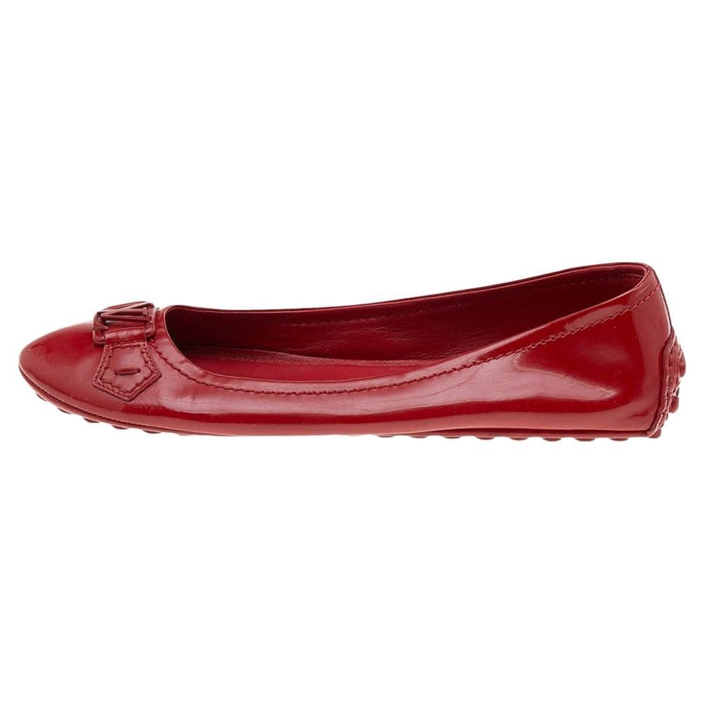 Louis Vuitton Red Patent Leather Oxford Ballet Flats Size 38 For Sale