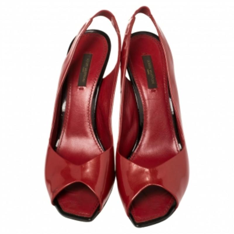 Women's Louis Vuitton Red Patent Leather Peep Toe Sandals Size 39 For Sale