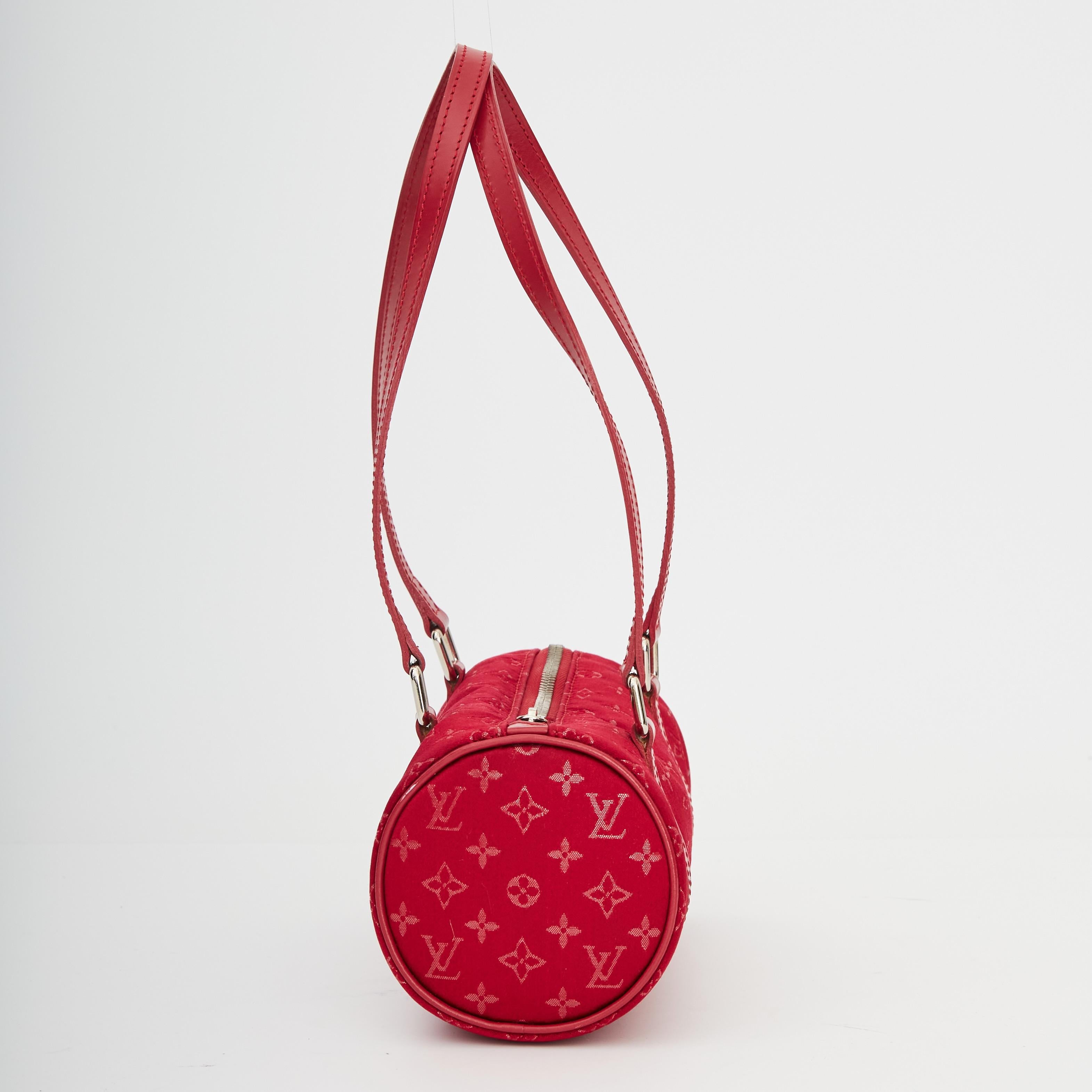 louis vuitton luggage red