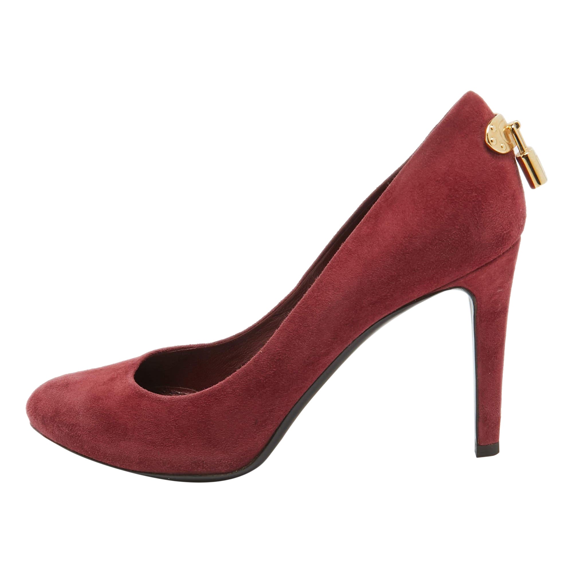 Louis Vuitton Red Suede Lock It Pumps Size 37