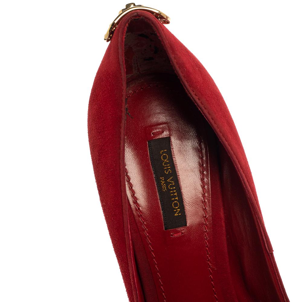 Louis Vuitton Red Suede Oh Really! Peep Toe Platform Pumps Size 39.5 In Good Condition In Dubai, Al Qouz 2