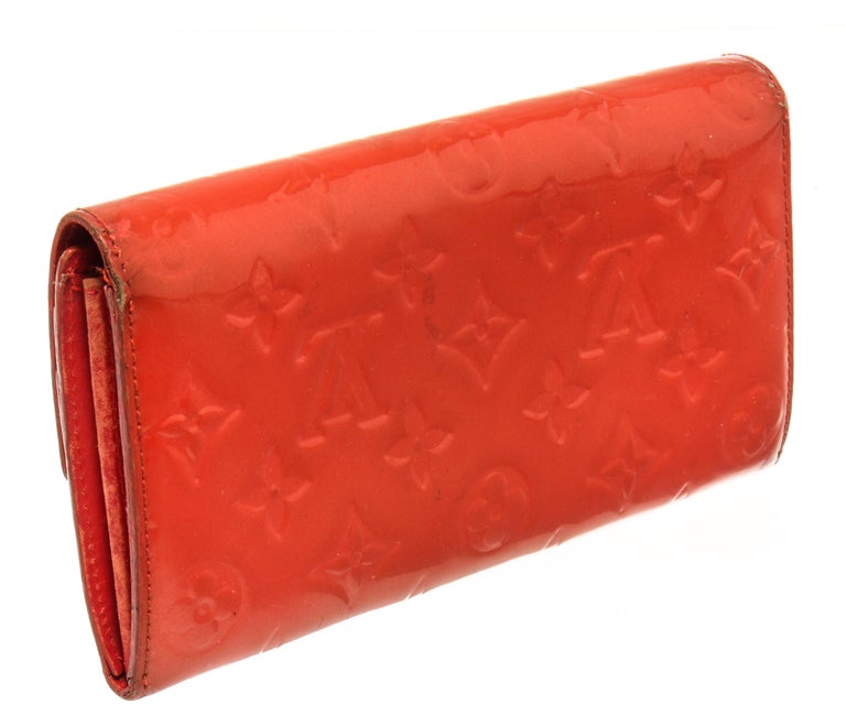 Louis Vuitton Red Varnish Leather Sarah Wallet at 1stDibs